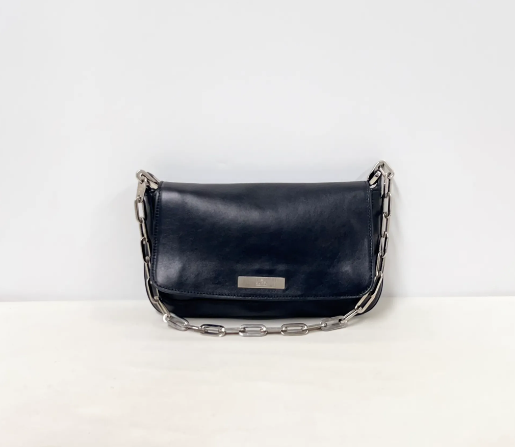 Gucci Black Leather Chain-Link Shoulder Bag - Silver Hardware