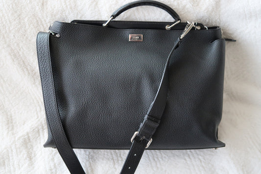 Fendi Black Peekaboo Iconic Essential Large Bag - Excellent Condition Unisex
