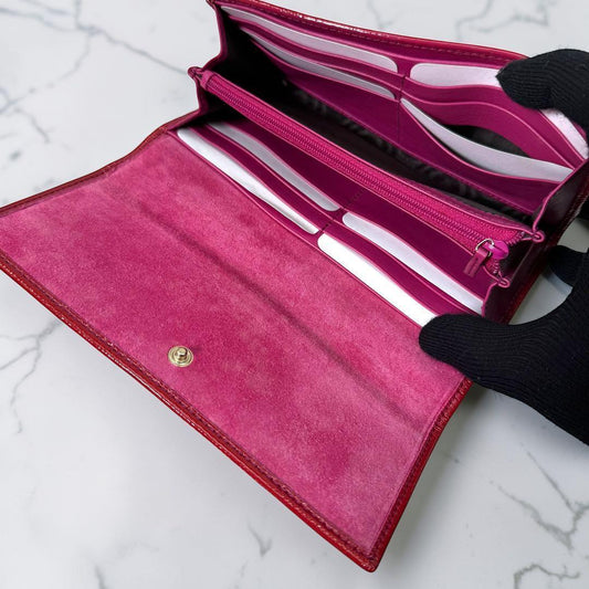 Gucci Interlocking Soho Bi-fold Wallet, Patent Leather - additional view 2