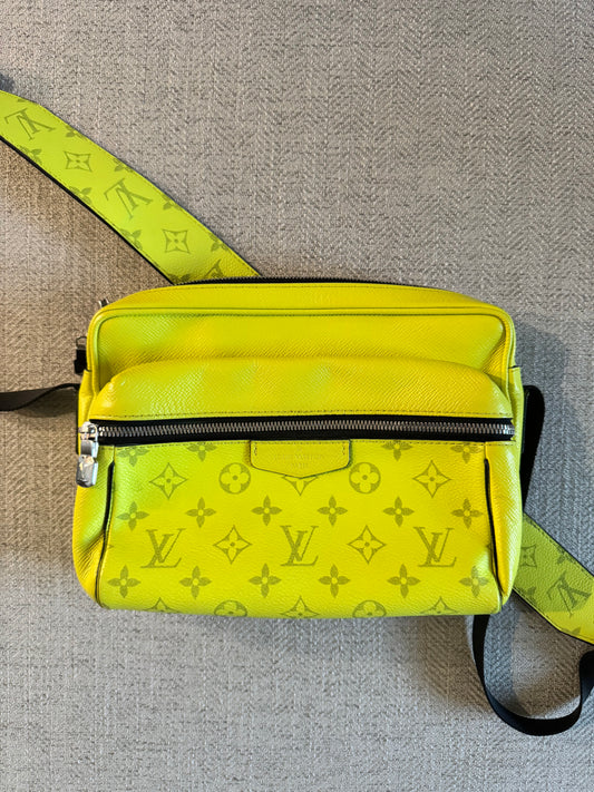 Louis Vuitton Taigarama Outdoor Unisex Messenger Bag - Yellow Excellent Condition