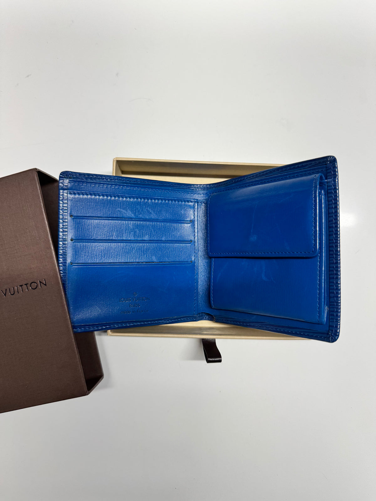 Louis Vuitton Marco Wallet w/ Box - additional view 3