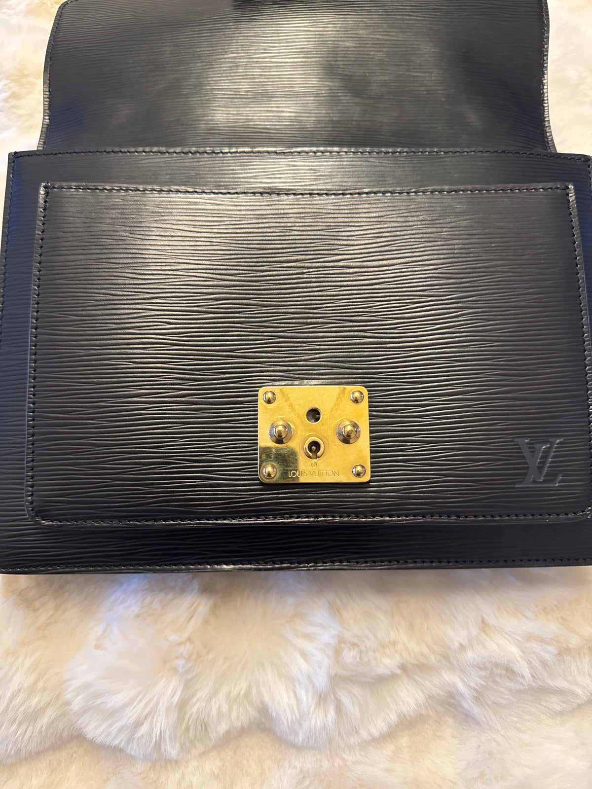 Louis Vuitton Monceau 28 handbag - additional view 6