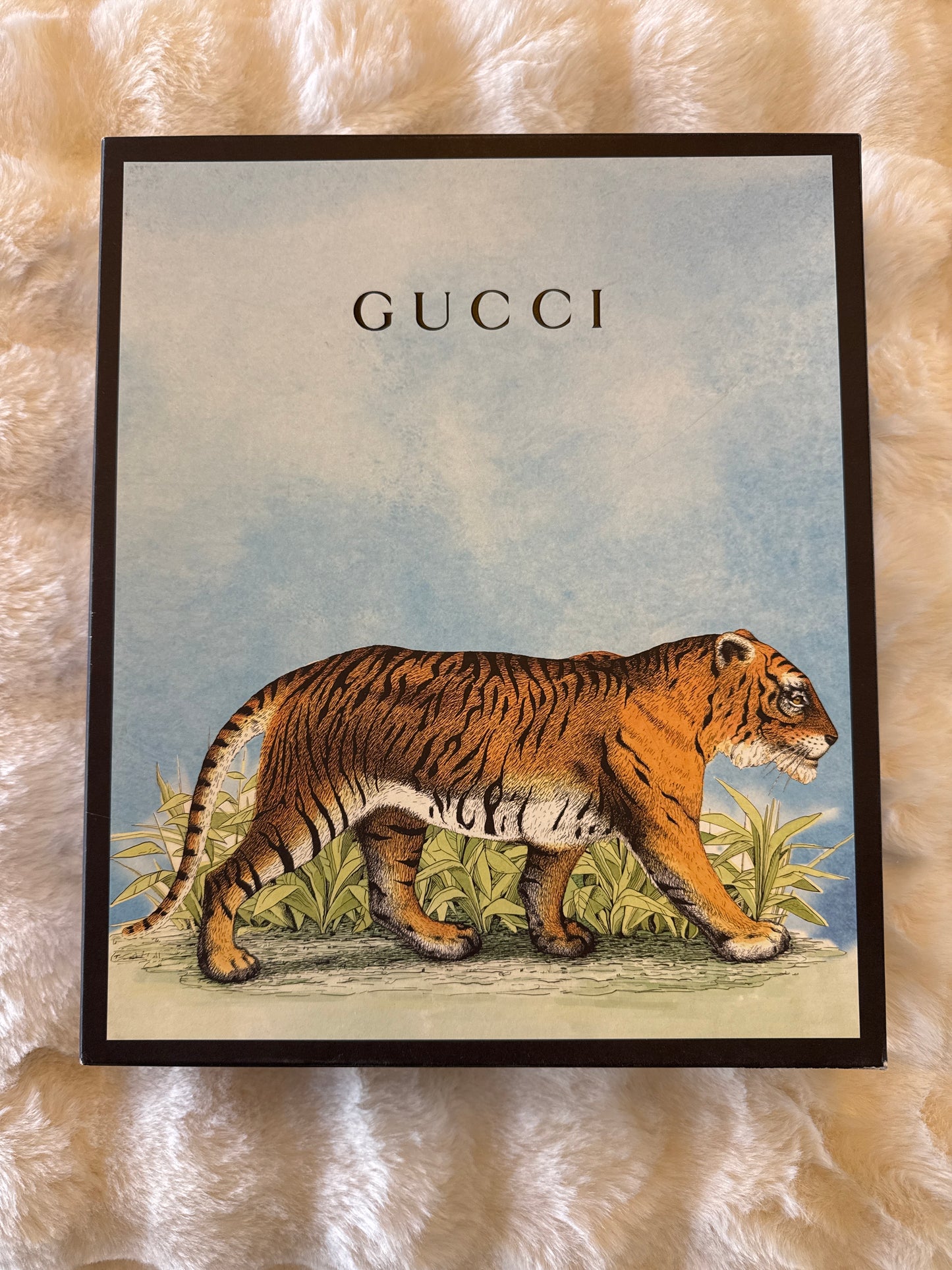 Life is Gucci Pouch with Box - additional view 2