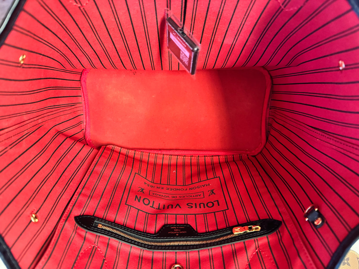 Louis Vuitton Kabuki Neverfull MM tote w/ matching Pochette - additional view 3