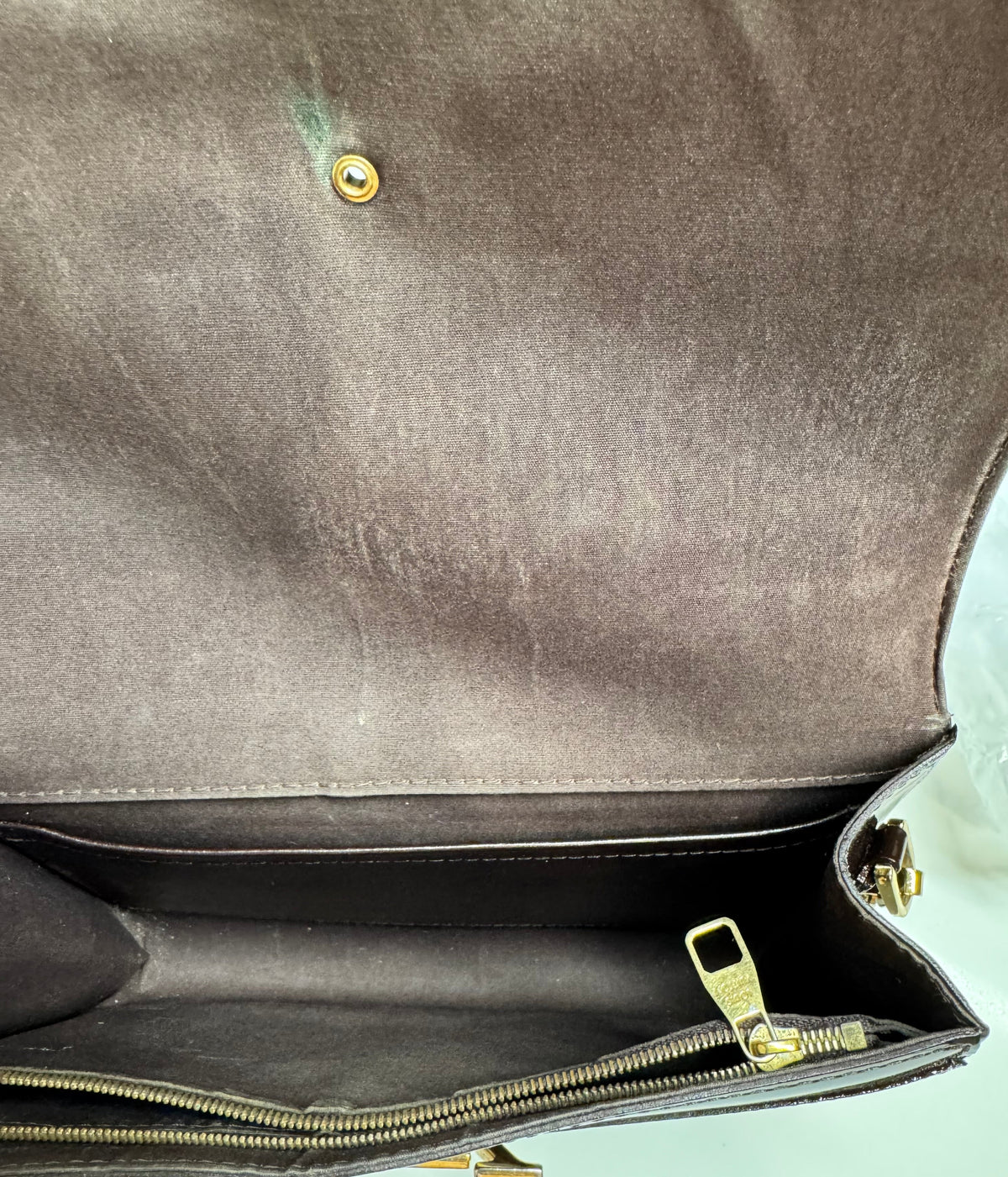 Louis Vuitton Amarante Vernis Louise Clutch Chain Bag - additional view 9