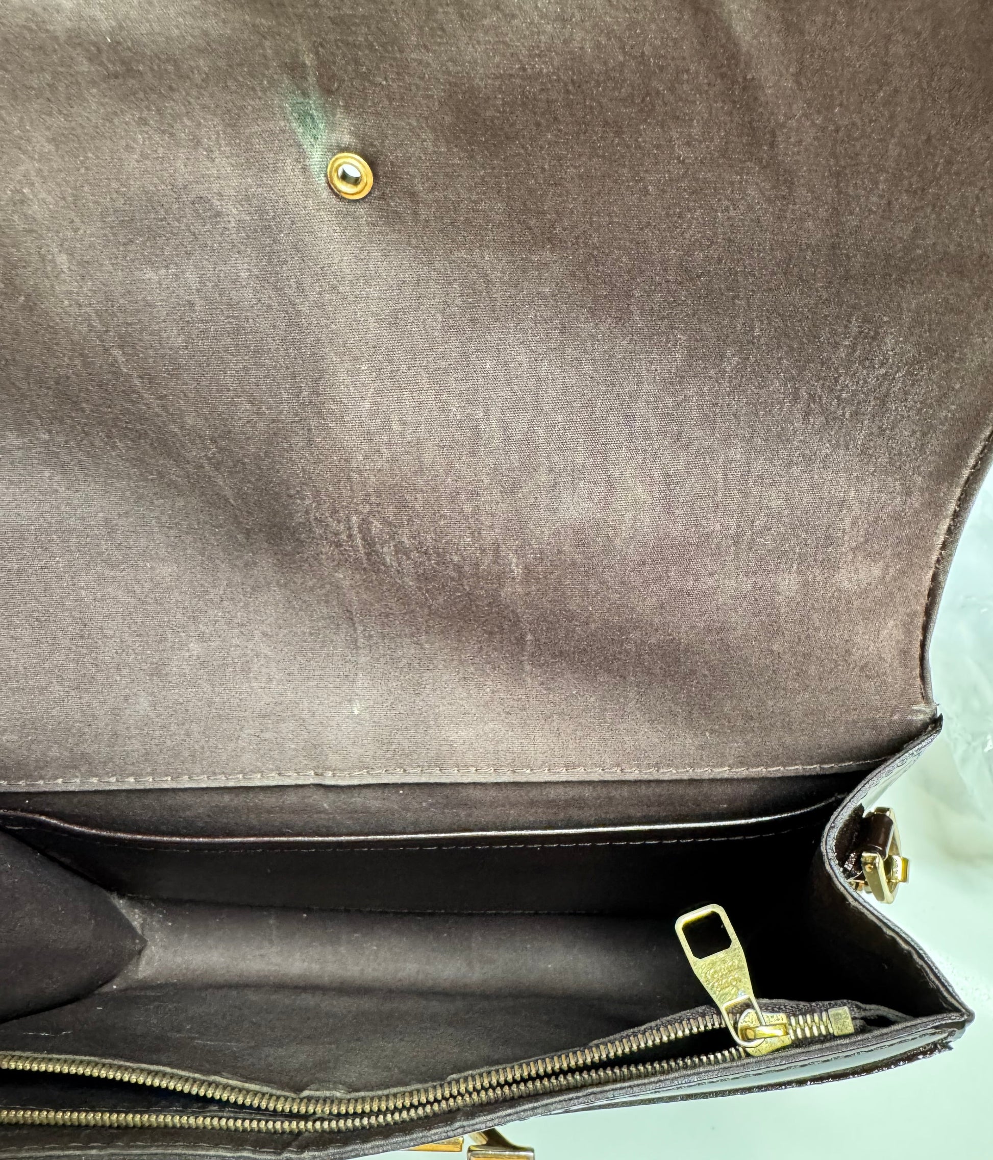 Louis Vuitton Amarante Vernis Louise Clutch Chain Bag - additional view 9