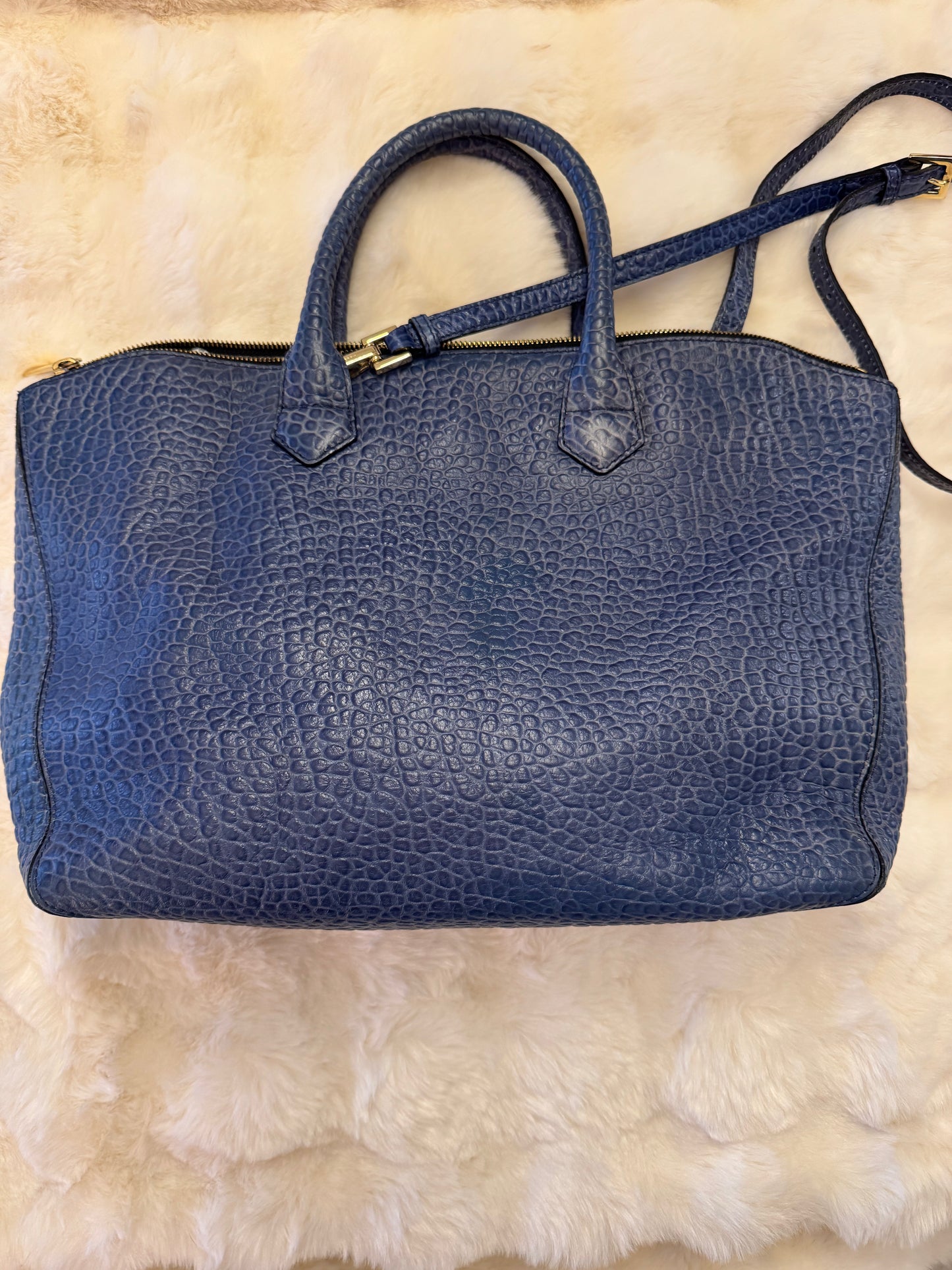 Burberry Dewsbury Convertible Tote - additional view 3