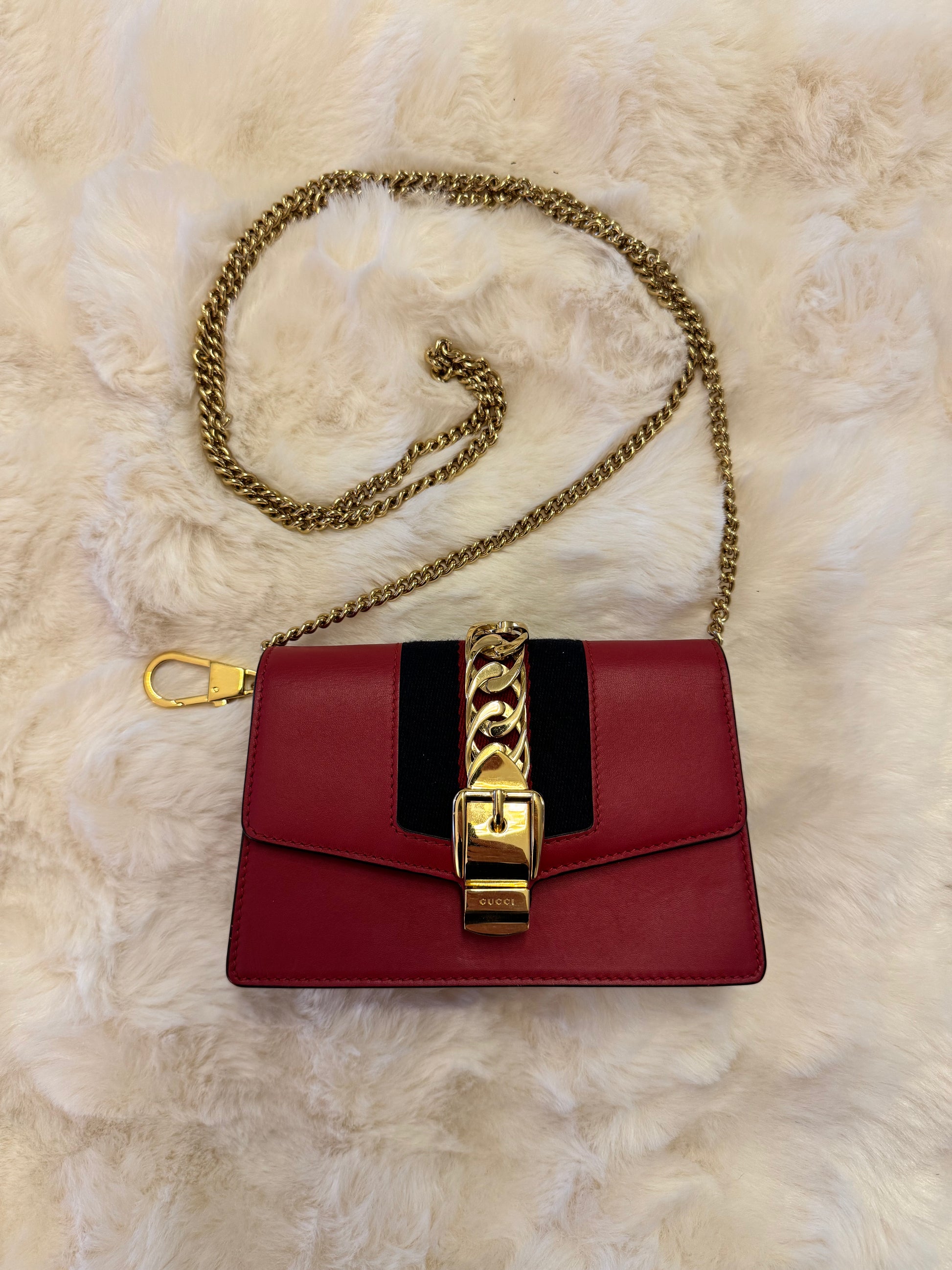 Gucci Sylvie Mini Crossbody - additional view 2