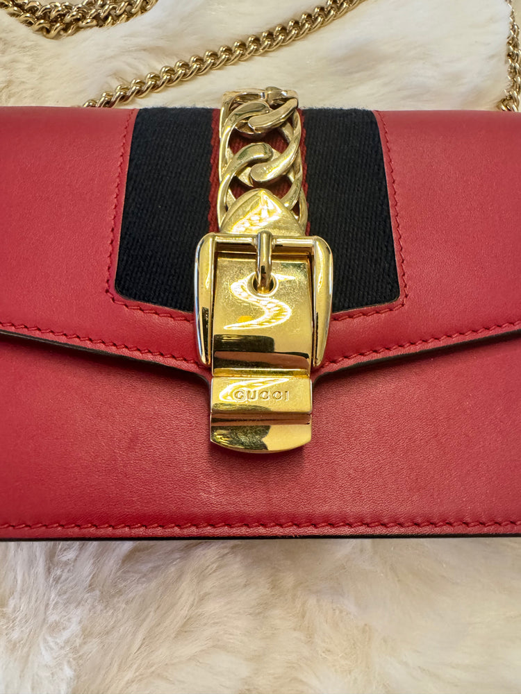 Gucci Sylvie Mini Crossbody - additional view 3
