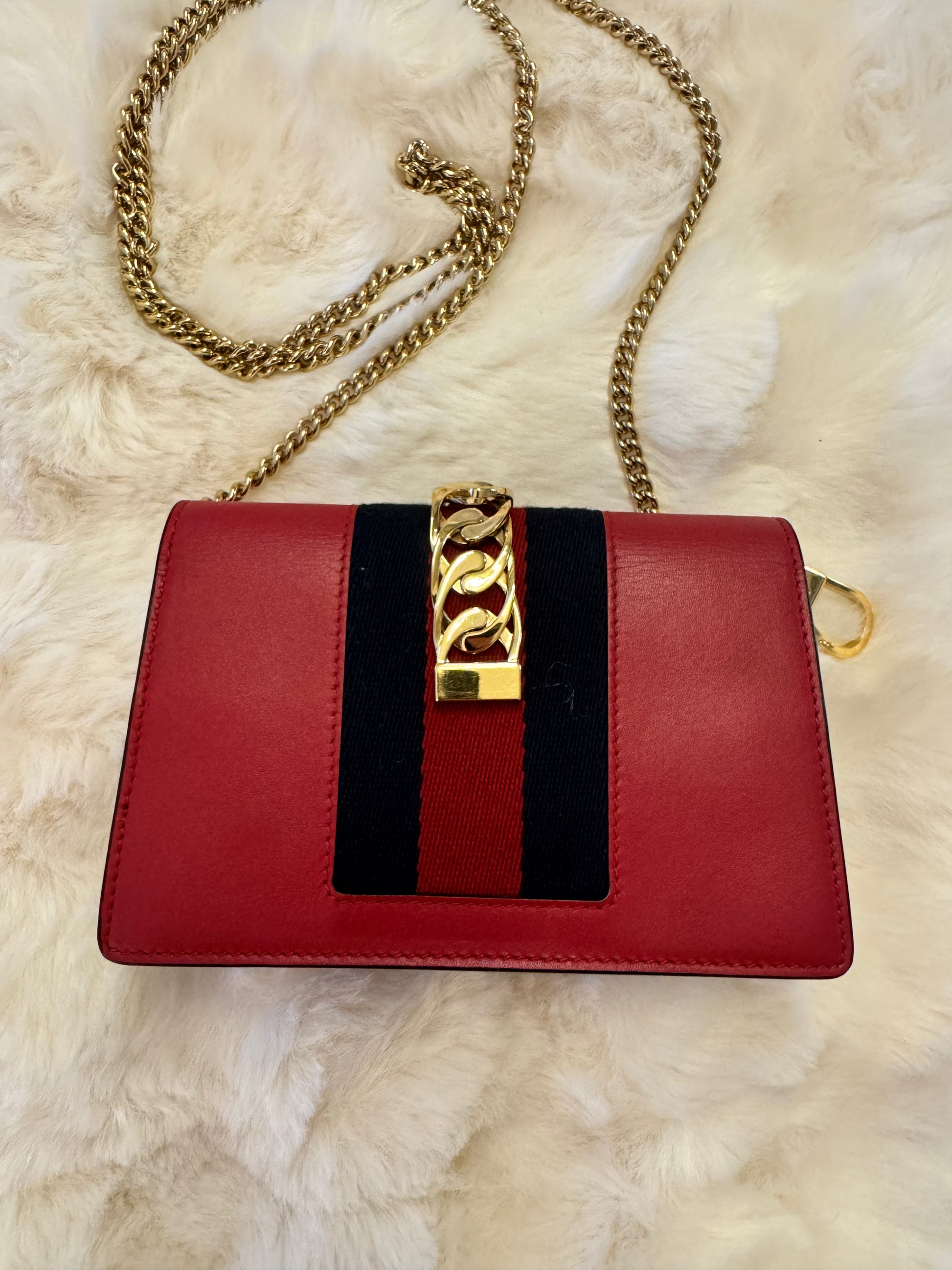 Gucci Sylvie Mini Crossbody - additional view 4