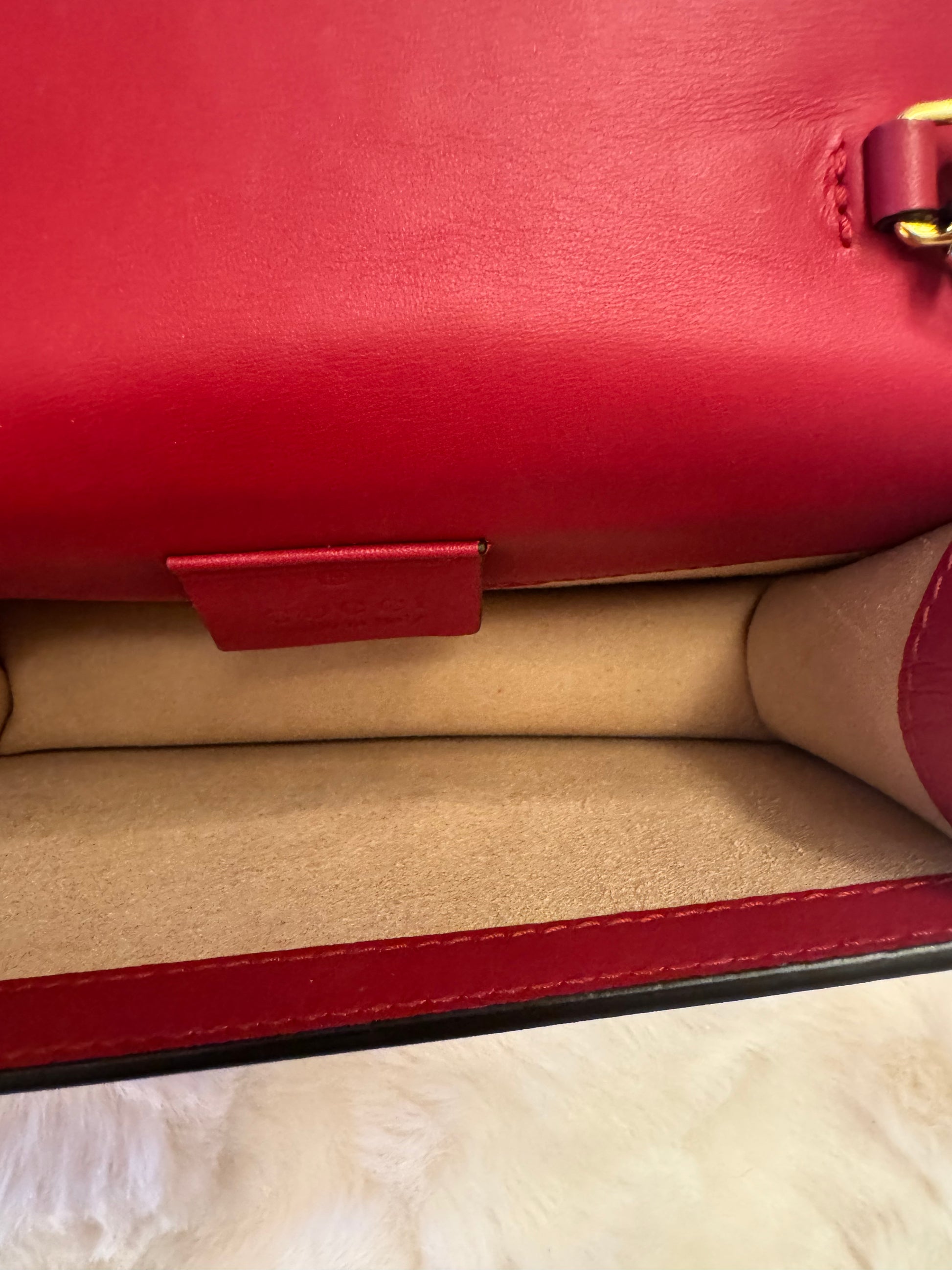 Gucci Sylvie Mini Crossbody - additional view 9