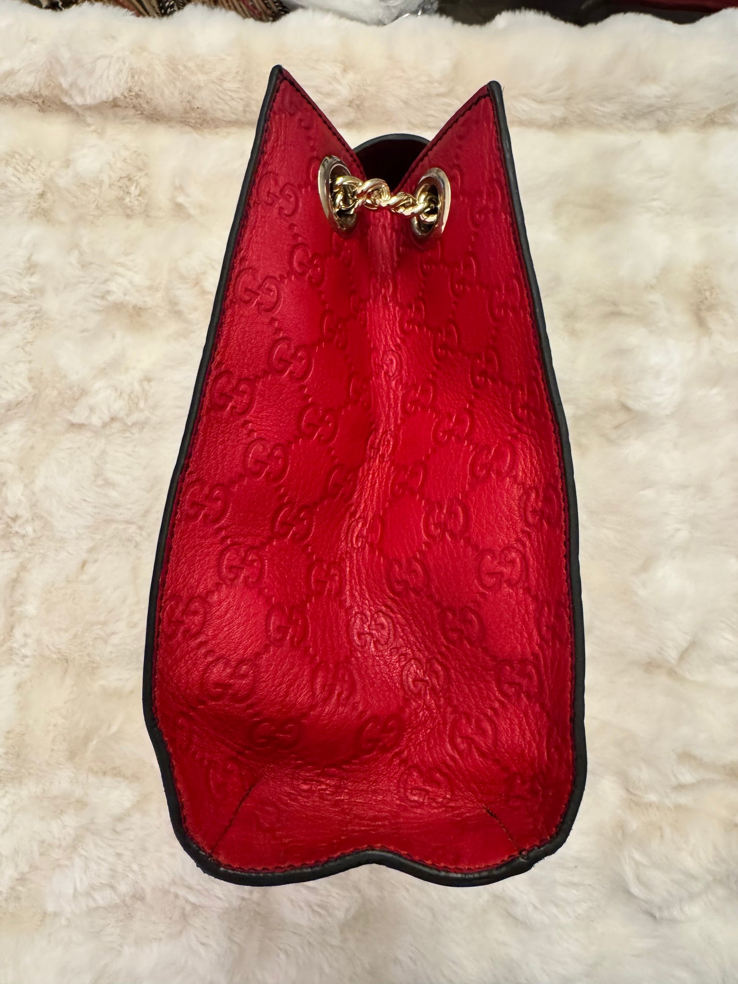 Gucci Guccissima Embossed Emily Chain Shoulder Bag - additional view 5