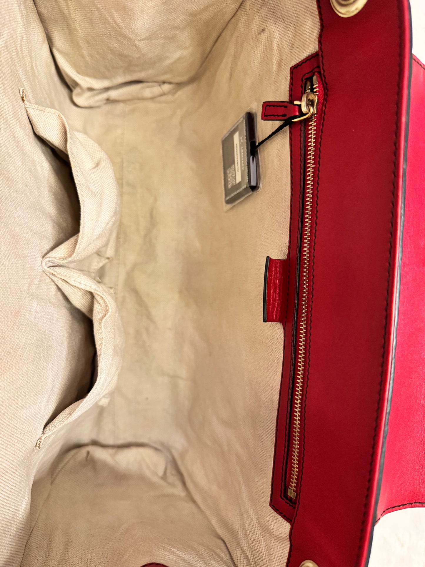 Gucci Guccissima Embossed Emily Chain Shoulder Bag - additional view 8