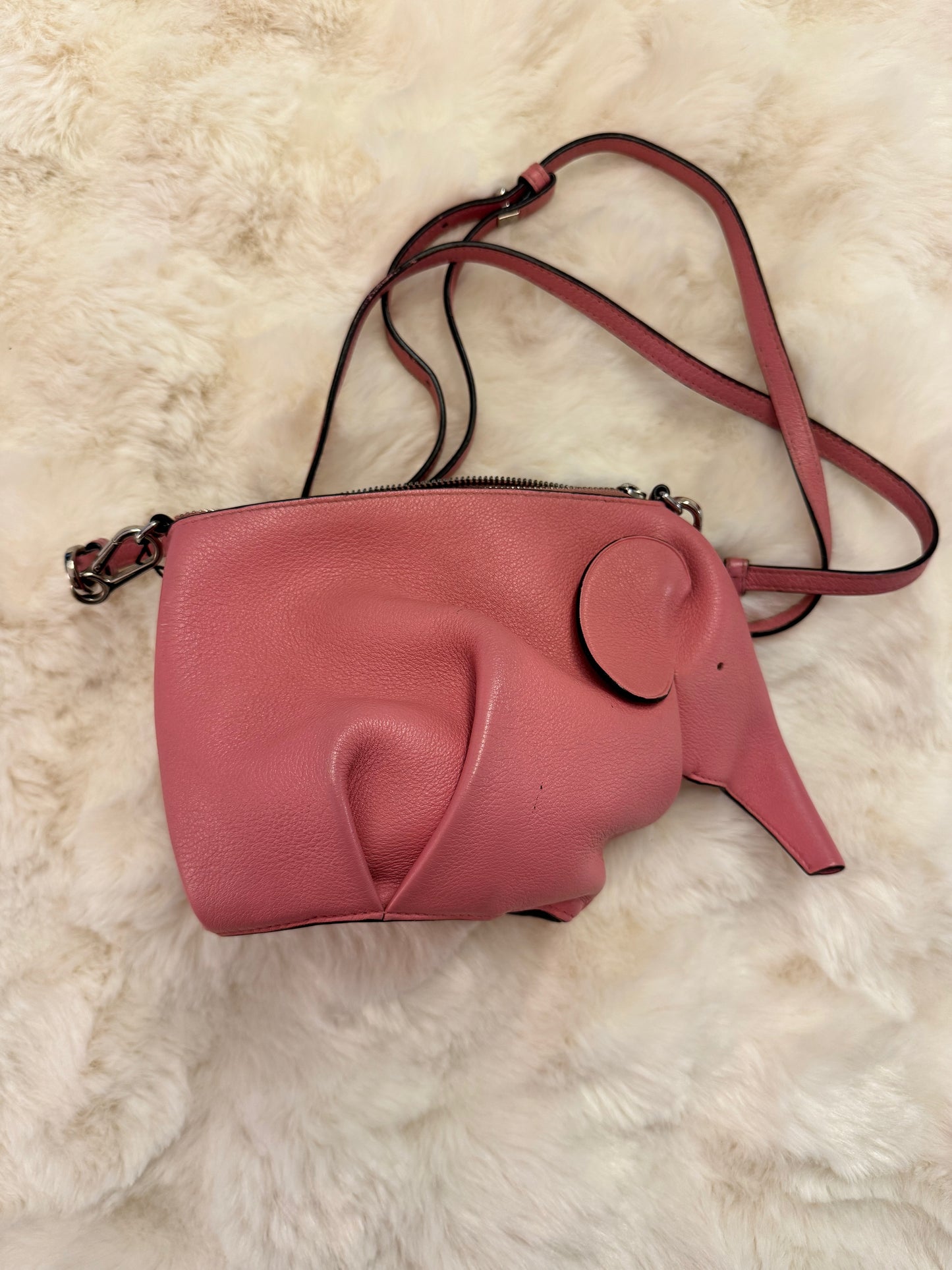 Loewe Leather Elephant Bag - additional view 3