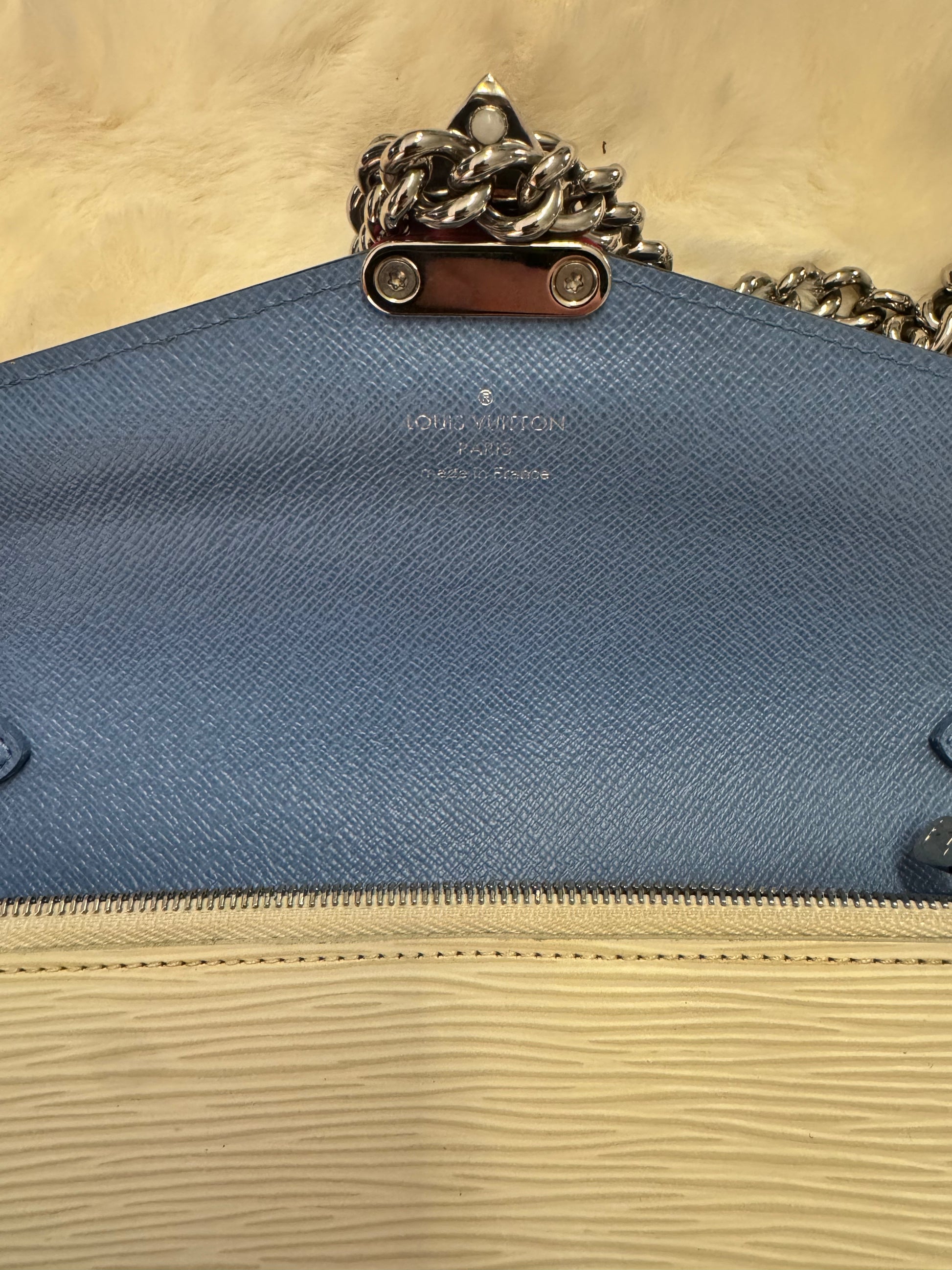 Louis Vuitton Limited Edition Blue and White Epi Tribal Mask Chain Wallet Silver Hardware, 2014 - additional view 7