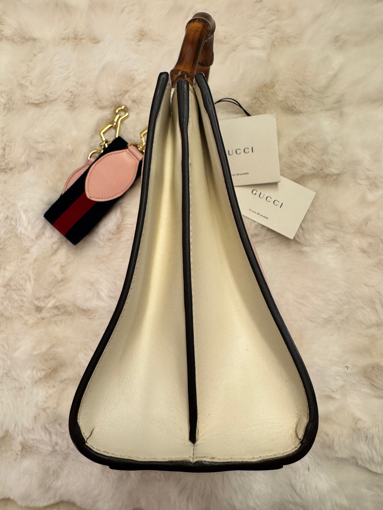 Gucci Nymphaea - Pink - additional view 3
