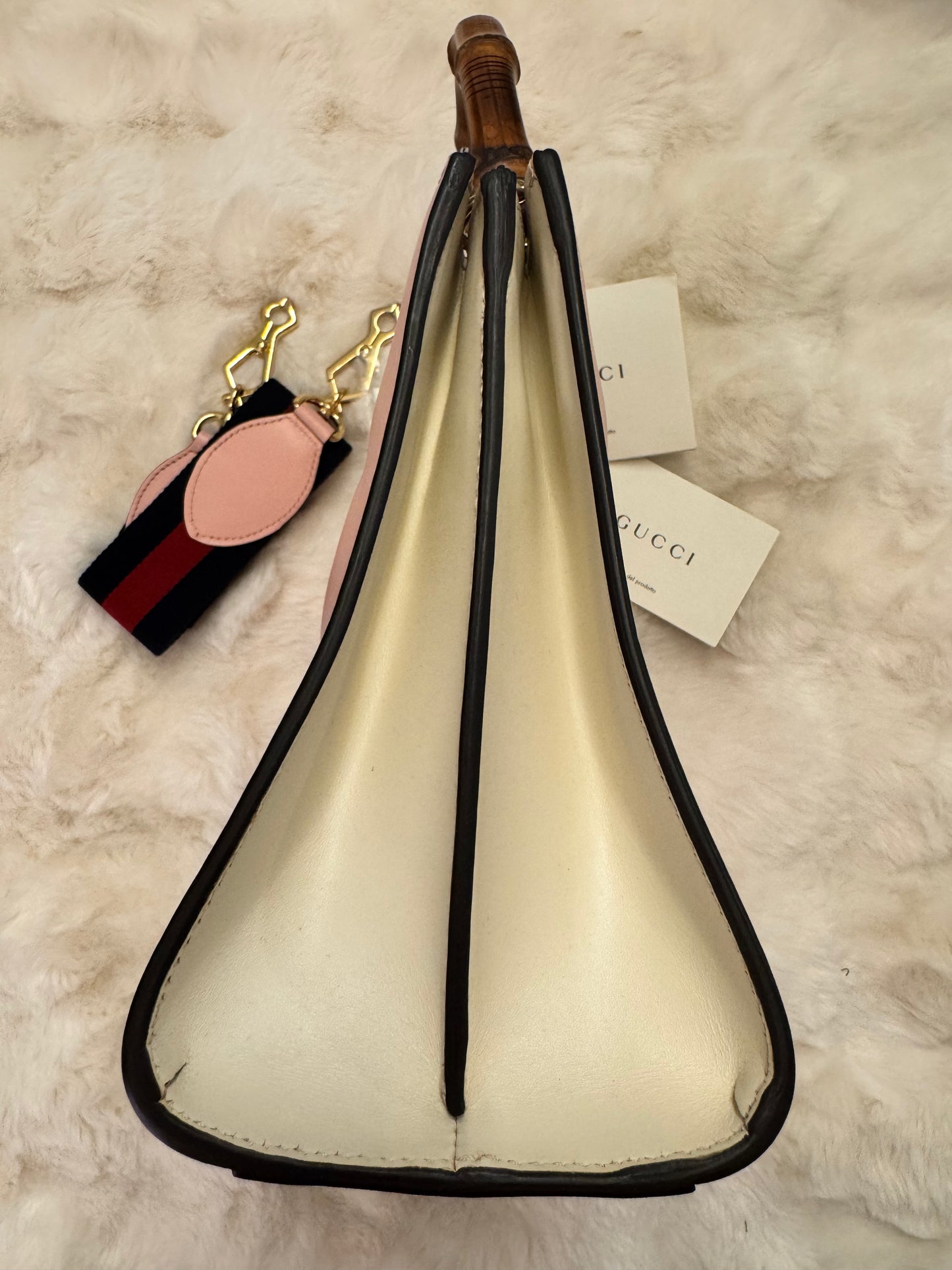 Gucci Nymphaea - Pink - additional view 4