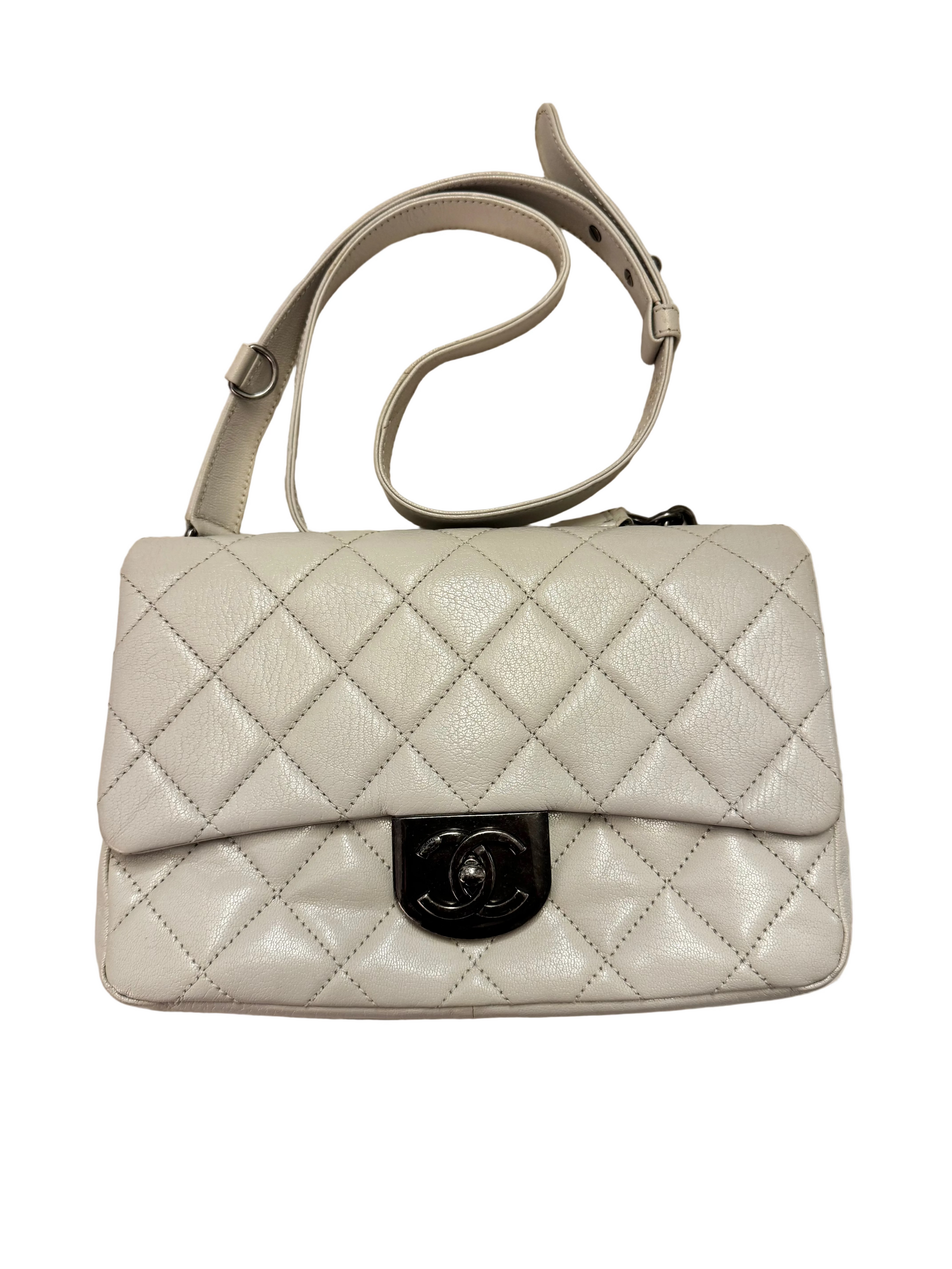 Chanel - RARE - Chanel Quilted Leather & Ruthenium Hardware