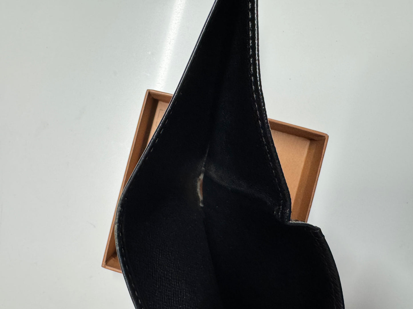 Louis Vuitton Epi Leather Multiple Wallet w/ Box - additional view 4