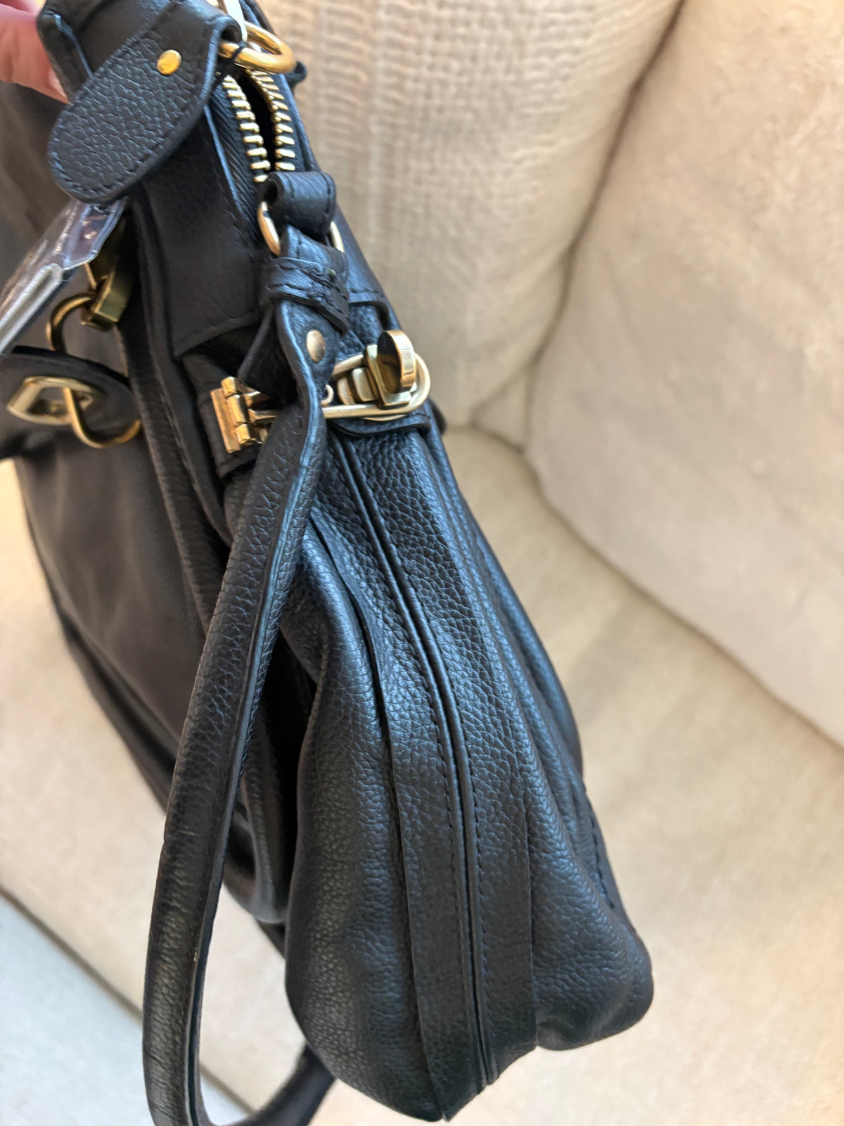 Chloe Paraty Leather Handbag – Black with Gold-Tone Hardware