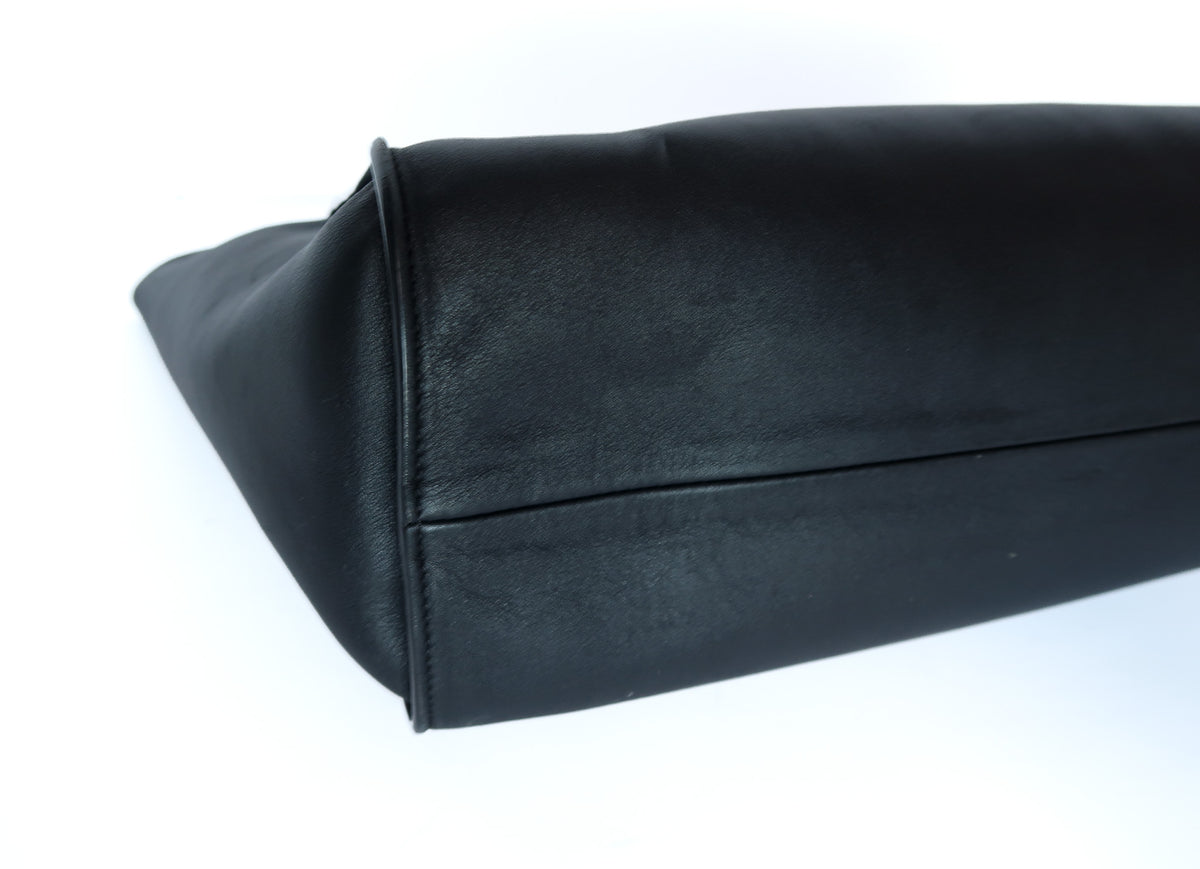Salvatore Ferragamo Tote Black Bag with Pouch - additional view 9