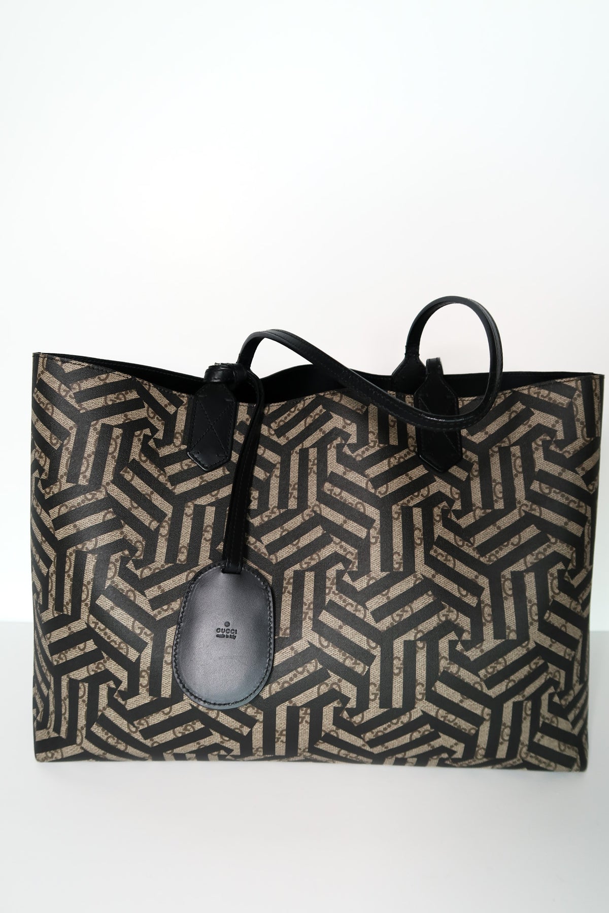 Gucci GG Caleido Reversible Medium Tote – Beige & Black - additional view 14