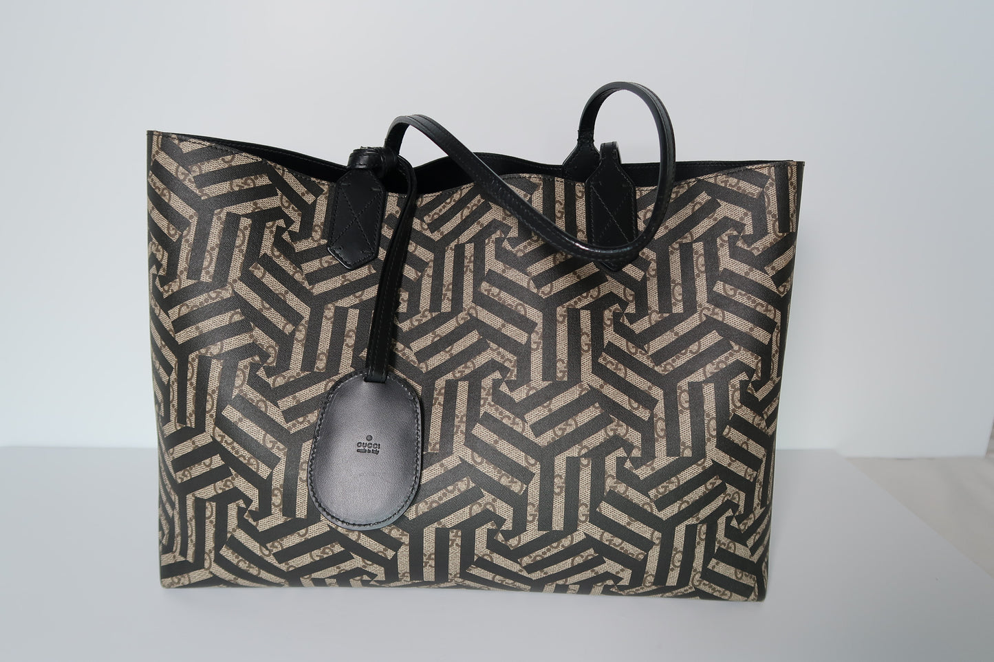 Gucci GG Caleido Reversible Medium Tote – Beige & Black - additional view 6