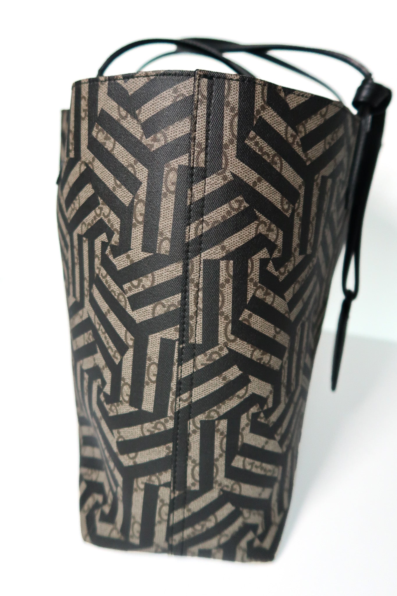 Gucci GG Caleido Reversible Medium Tote – Beige & Black - additional view 4