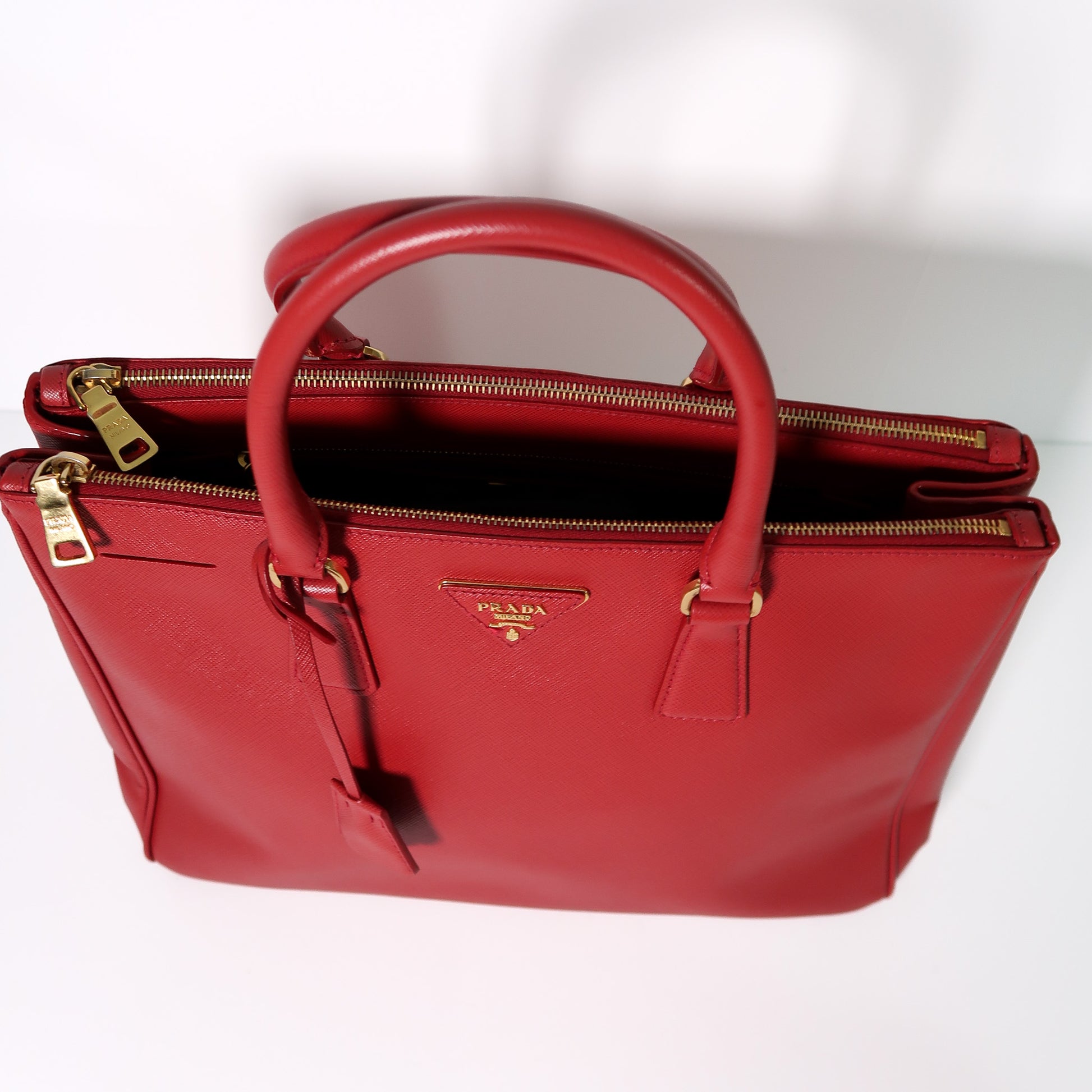 Prada Saffiano Lux Medium Tote Bag – Red - additional view 3