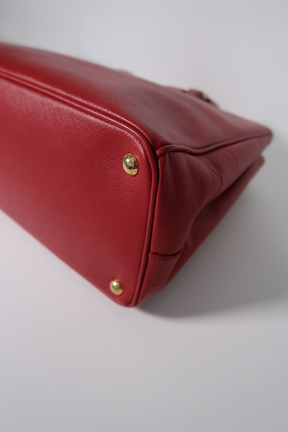 Prada Saffiano Lux Medium Tote Bag – Red - additional view 6