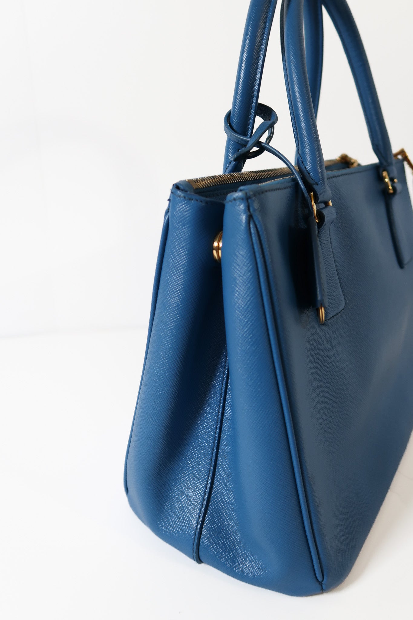 Prada Galleria Blue Saffiano Leather Double Zip Tote Bag with Crossbody Strap - additional view 5