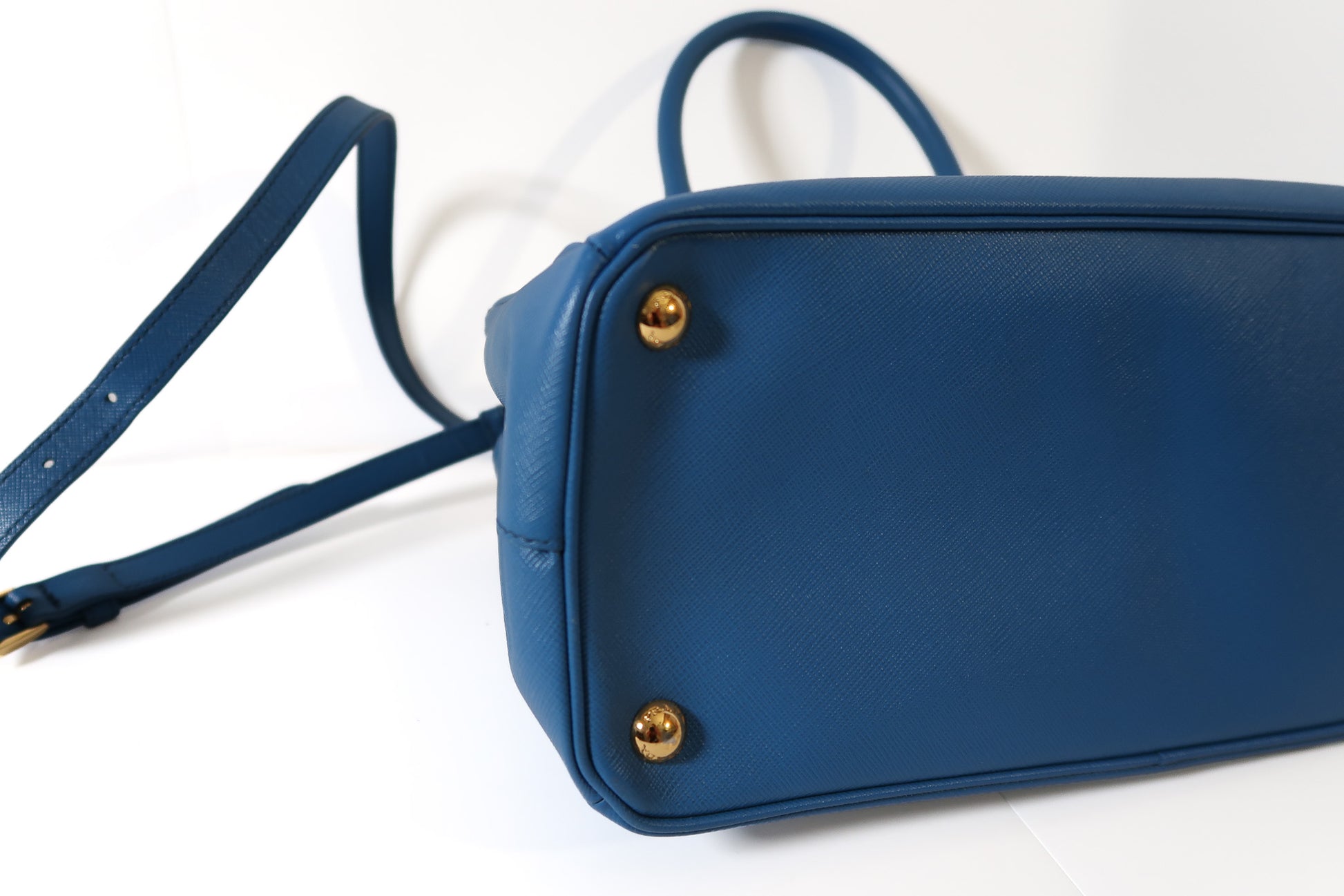 Prada Galleria Blue Saffiano Leather Double Zip Tote Bag with Crossbody Strap - additional view 14