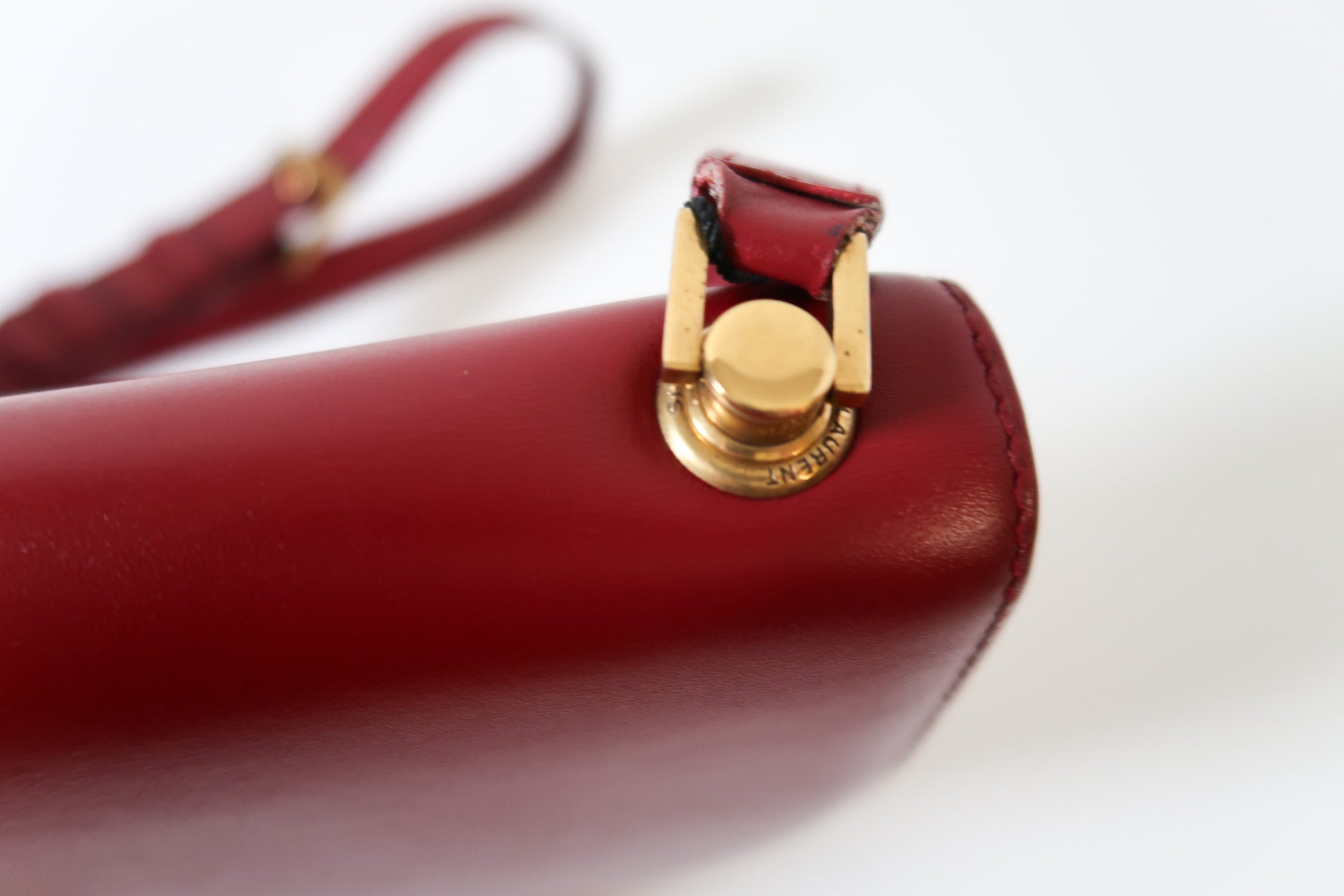 Yves Saint Laurent Le Carre Shoulder Bag - additional view 10