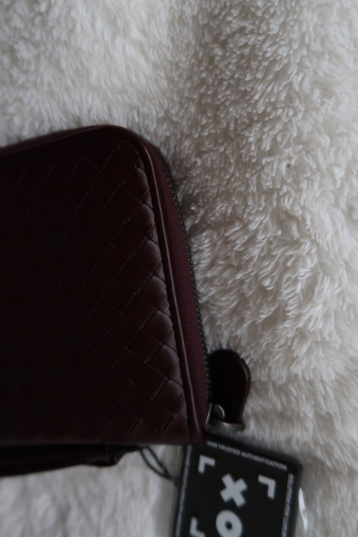 *New Pics* Bottega Veneta Nappa Intrecciato Convertible 2-Way Top Handle Shoulder Bag Clutch – Burgundy