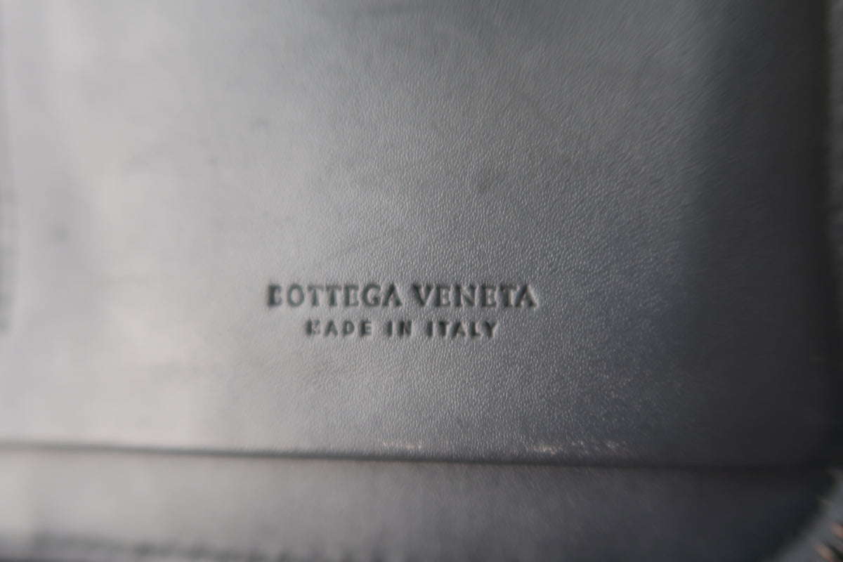 *New Pics* Bottega Veneta Intrecciato Convertible 2-Way Shoulder Bag / Clutch – Charcoal Dark Gray