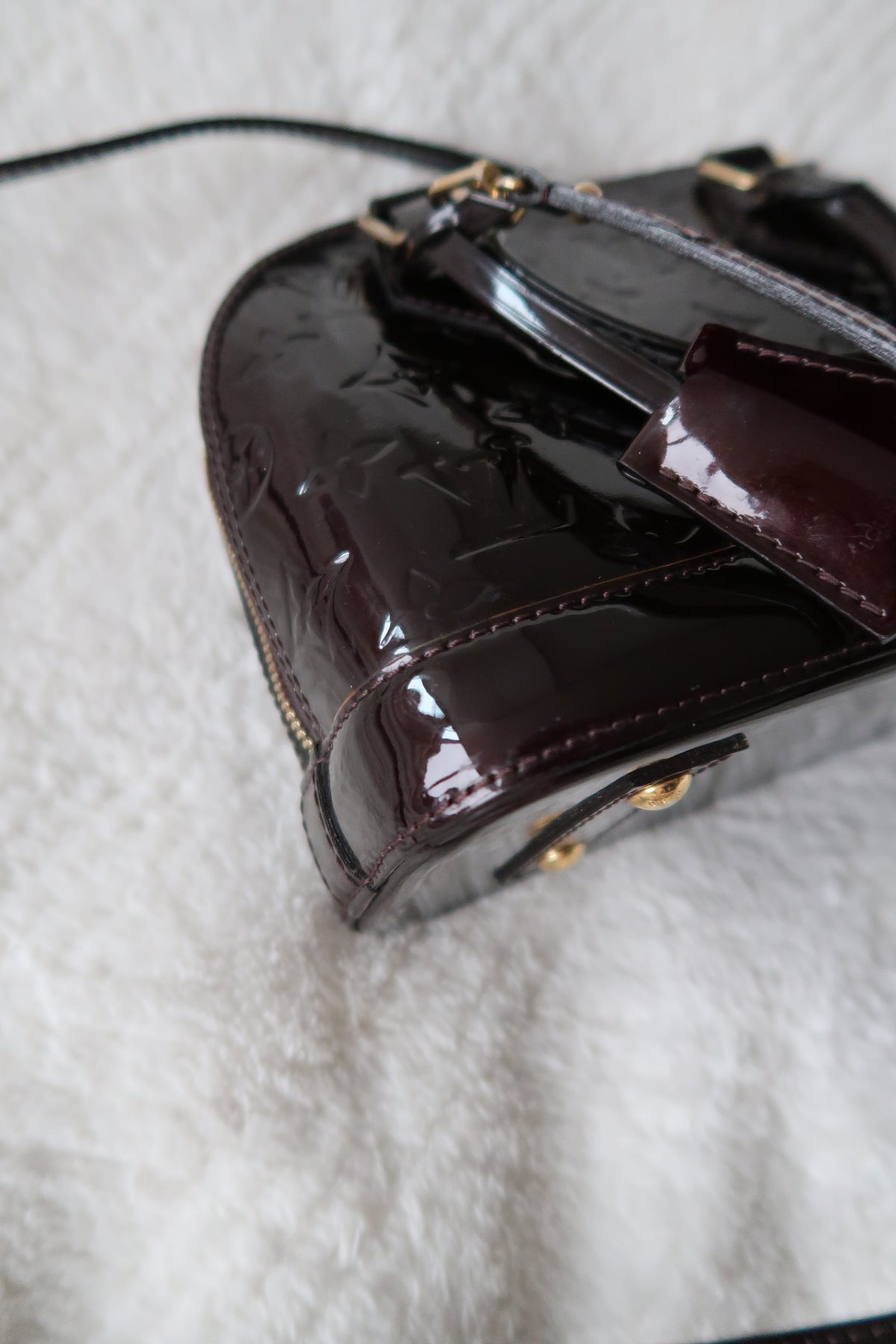Louis Vuitton Alma BB Monogram Vernis Amarante Patent Leather Crossbody Bag