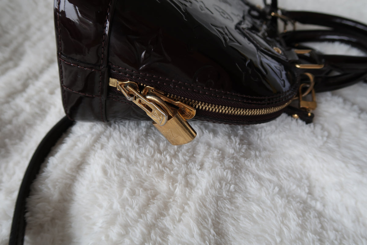 Louis Vuitton Alma BB Monogram Vernis Amarante Patent Leather Crossbody Bag