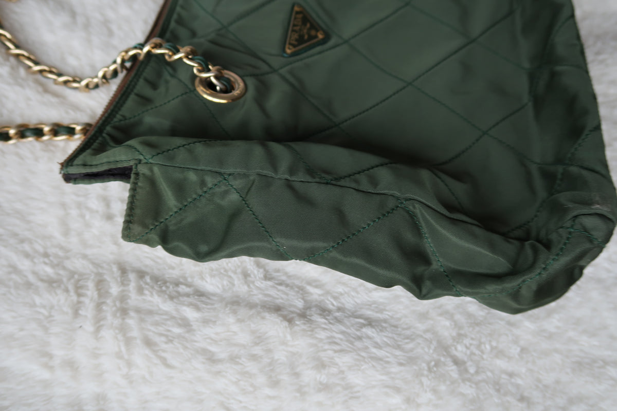 *New Pics* Vintage Prada Quilted Nylon Chain Shoulder Bag – Forest Green