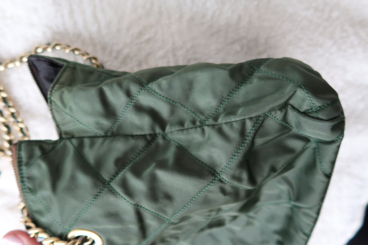 *New Pics* Vintage Prada Quilted Nylon Chain Shoulder Bag – Forest Green