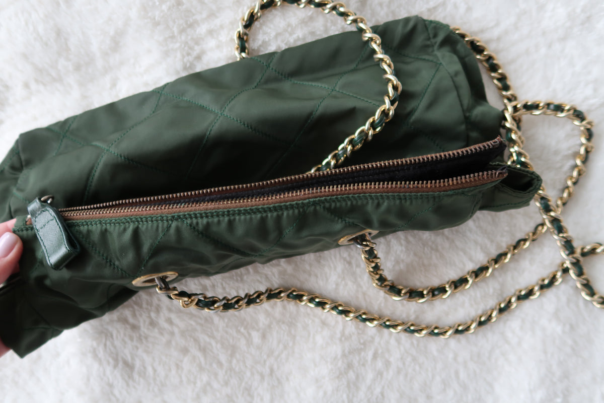 *New Pics* Vintage Prada Quilted Nylon Chain Shoulder Bag – Forest Green