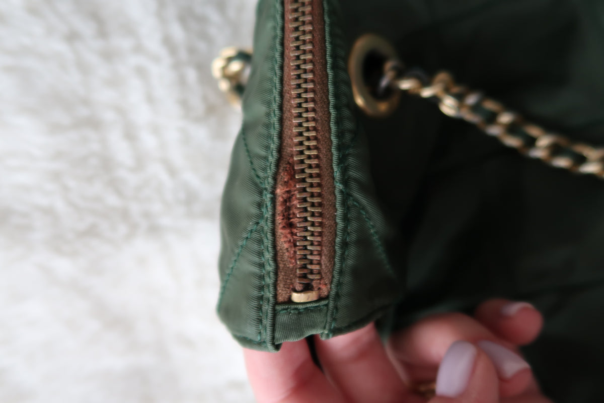 *New Pics* Vintage Prada Quilted Nylon Chain Shoulder Bag – Forest Green