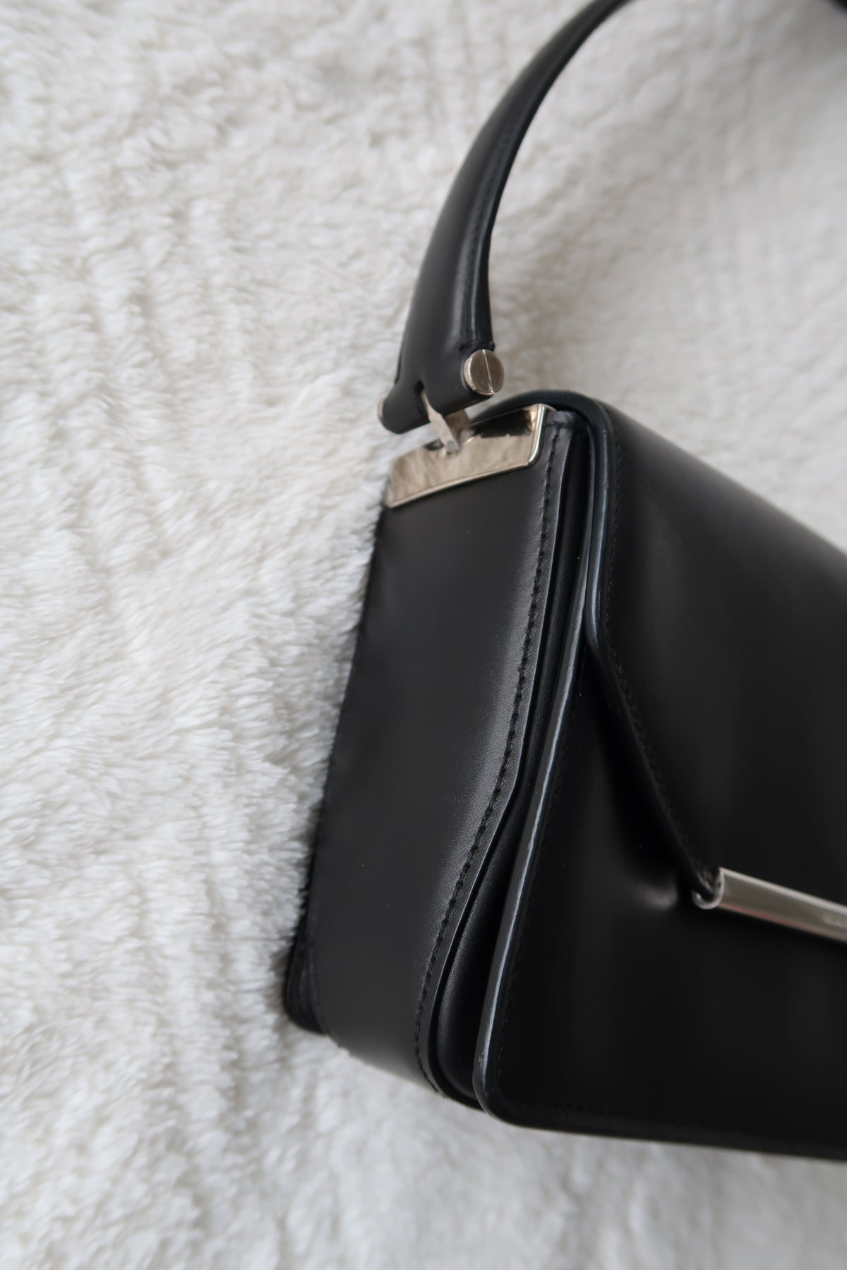 New Pics Rare Vintage Salvatore Ferragamo Black Leather Convertible Shoulder Bag – Adjustable Handle