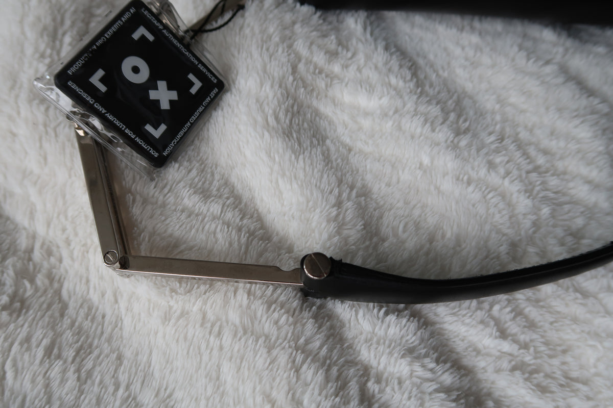 New Pics Rare Vintage Salvatore Ferragamo Black Leather Convertible Shoulder Bag – Adjustable Handle