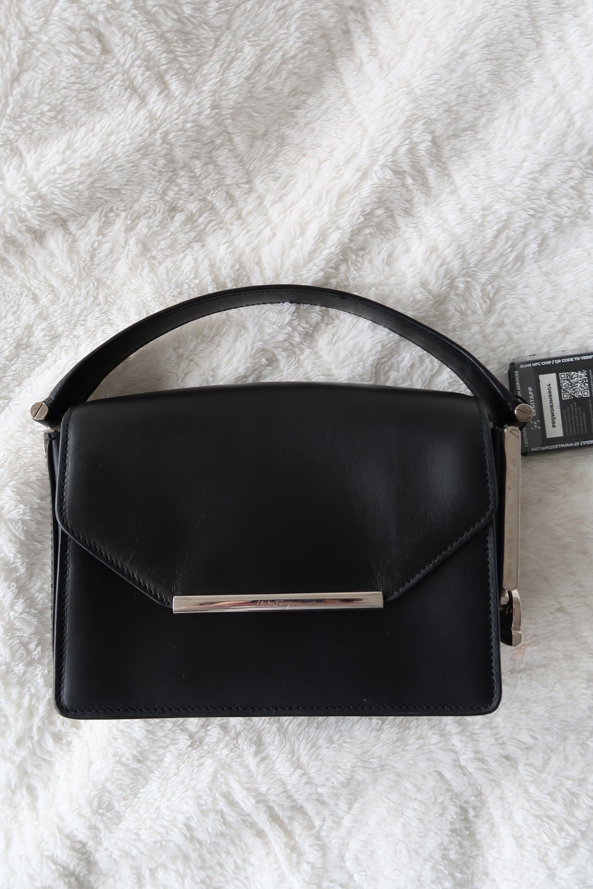 New Pics Rare Vintage Salvatore Ferragamo Black Leather Convertible Shoulder Bag – Adjustable Handle