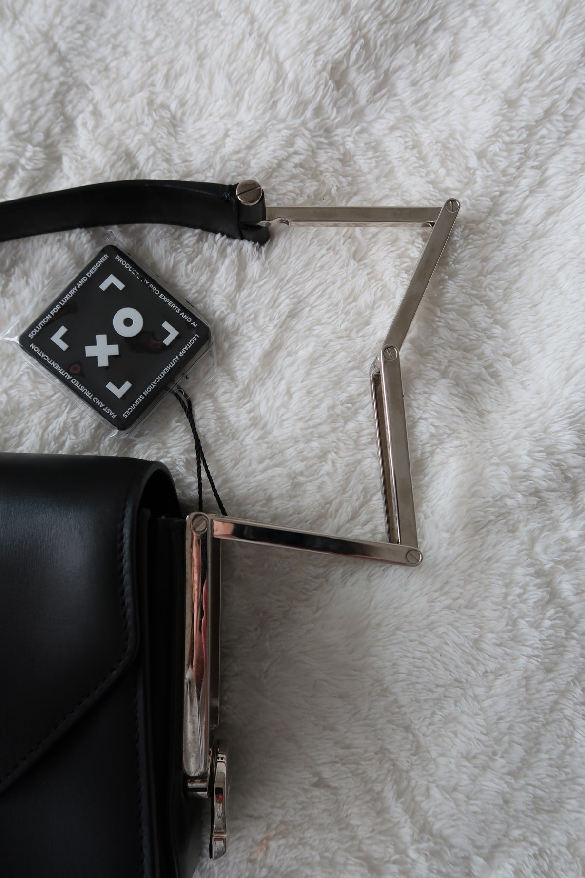 New Pics Rare Vintage Salvatore Ferragamo Black Leather Convertible Shoulder Bag – Adjustable Handle