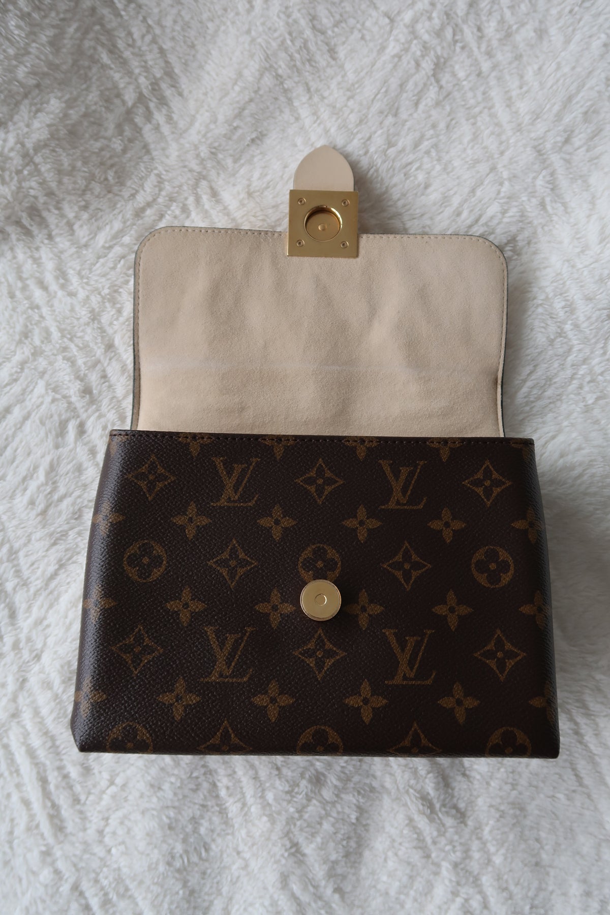 New Pics Louis Vuitton Locky BB Monogram Canvas & Crème Leather Top Handle Crossbody Bag
