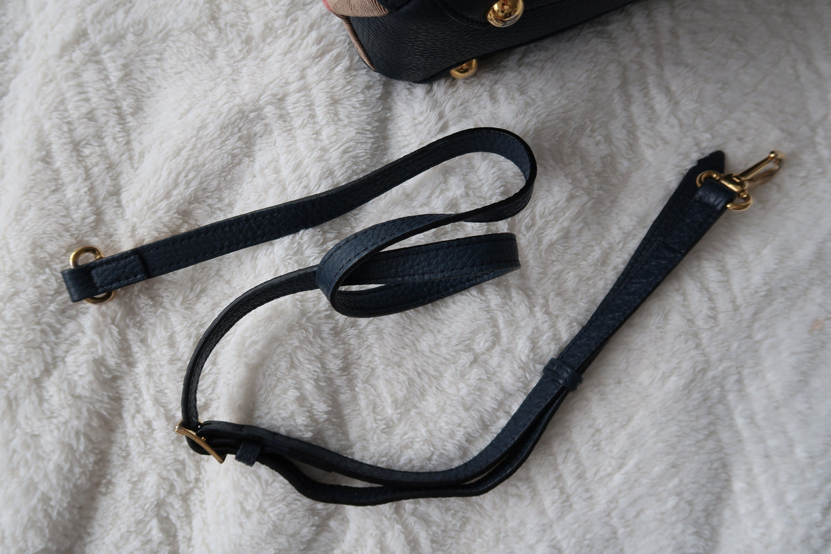 New Pics Burberry Banner Top Handle Tote Bag with Crossbody strap