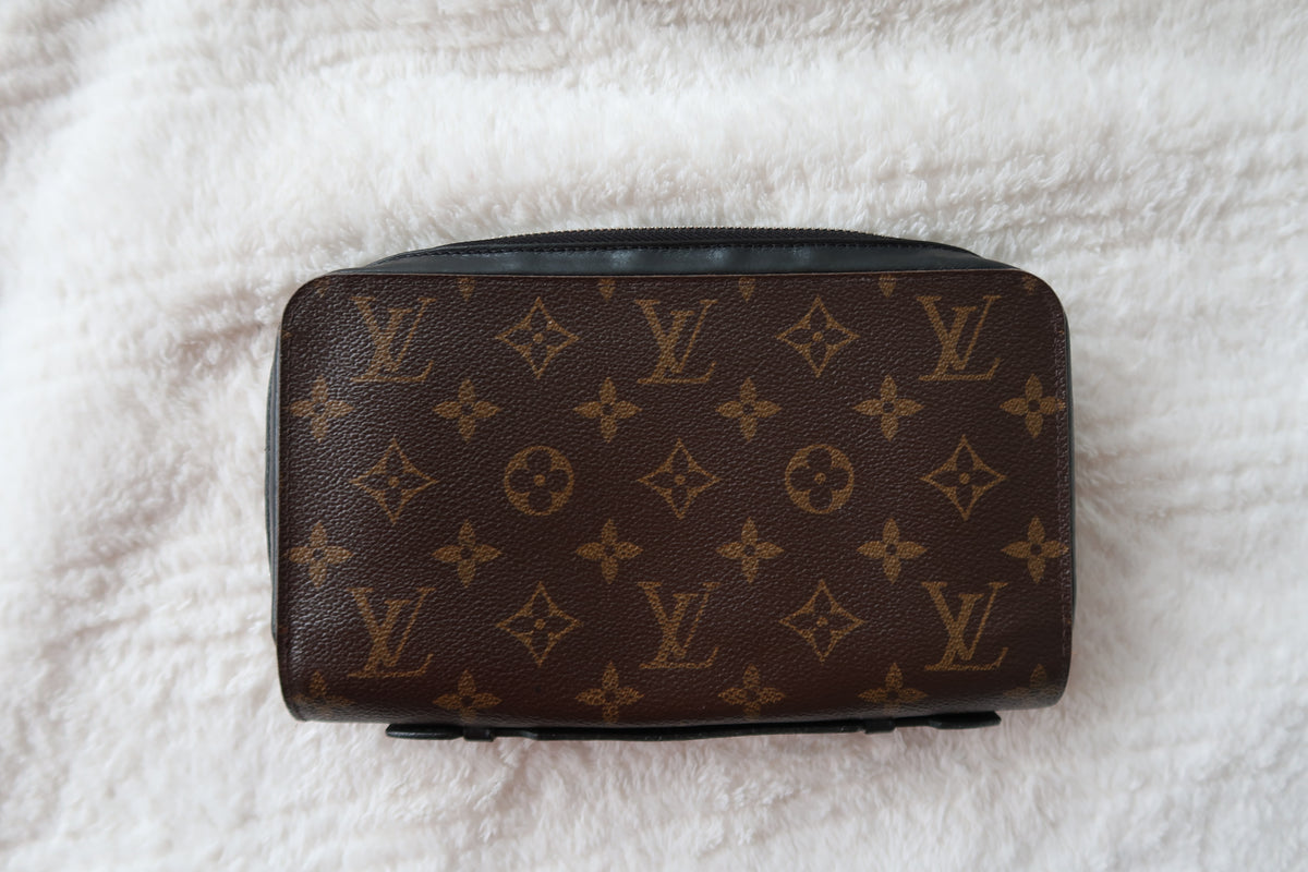 LOUIS VUITTON Monogram Macassar Canvas Zippy XL Wallet