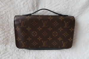 LOUIS VUITTON Monogram Macassar Canvas Zippy XL Wallet