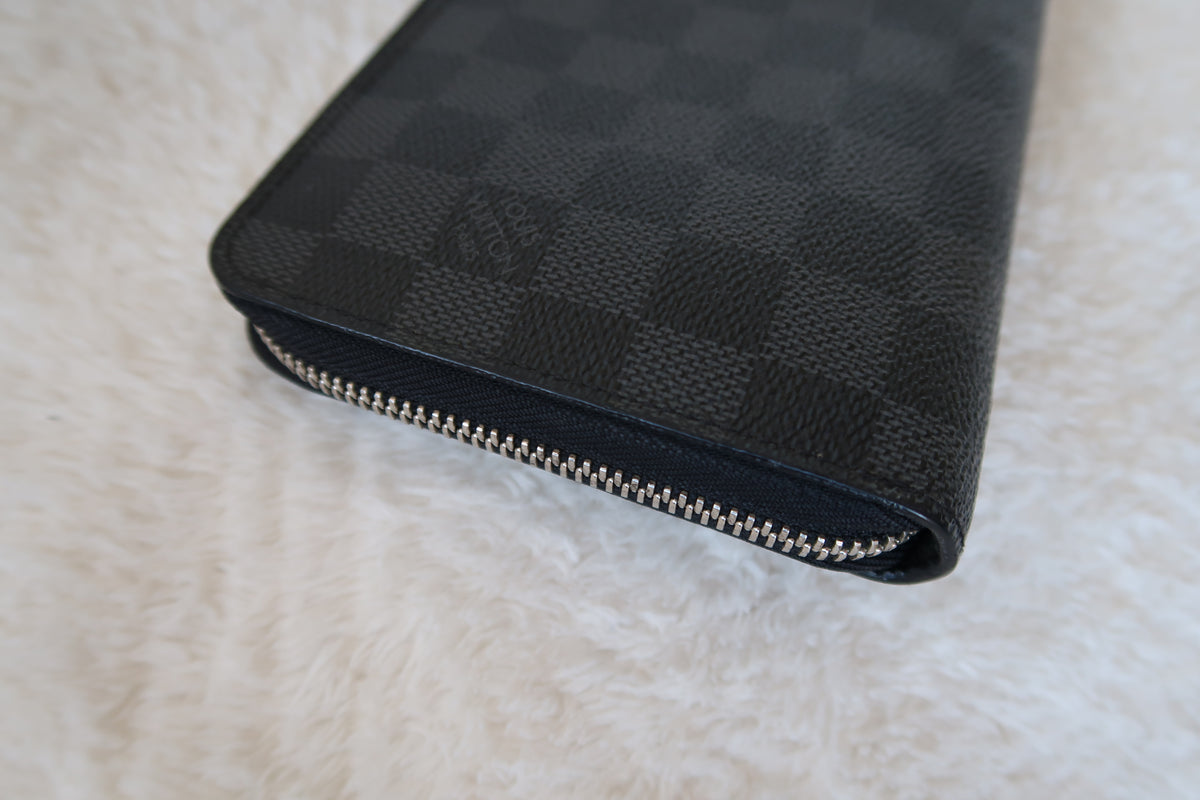 Louis Vuitton Damier Graphite Canvas Wallet